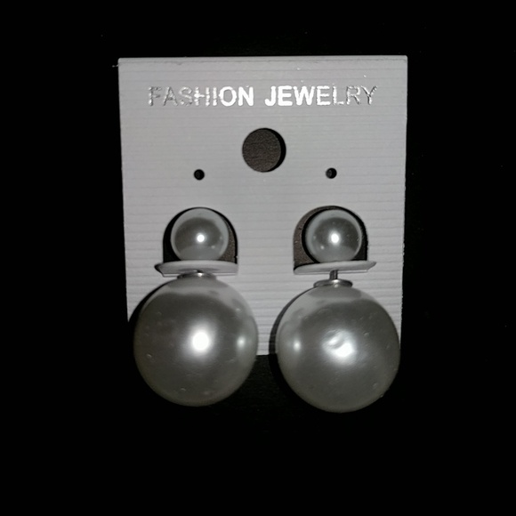 earings - Picture 1 of 7